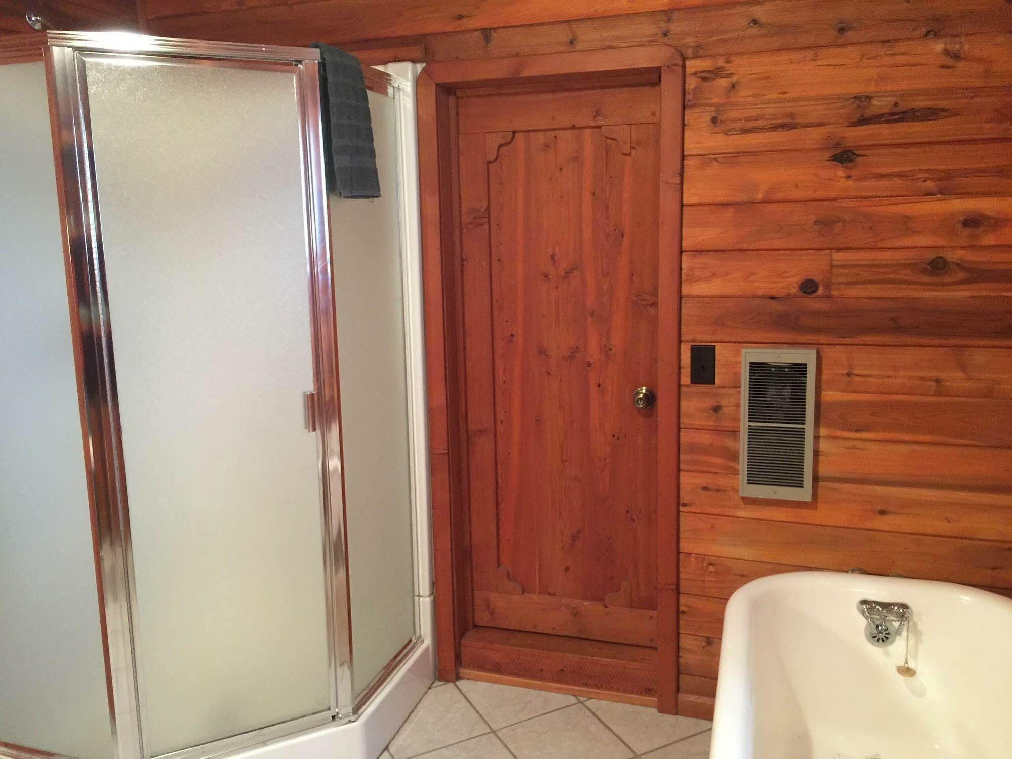 Whistling Swan Motel East Glacier Park Village Esterno foto