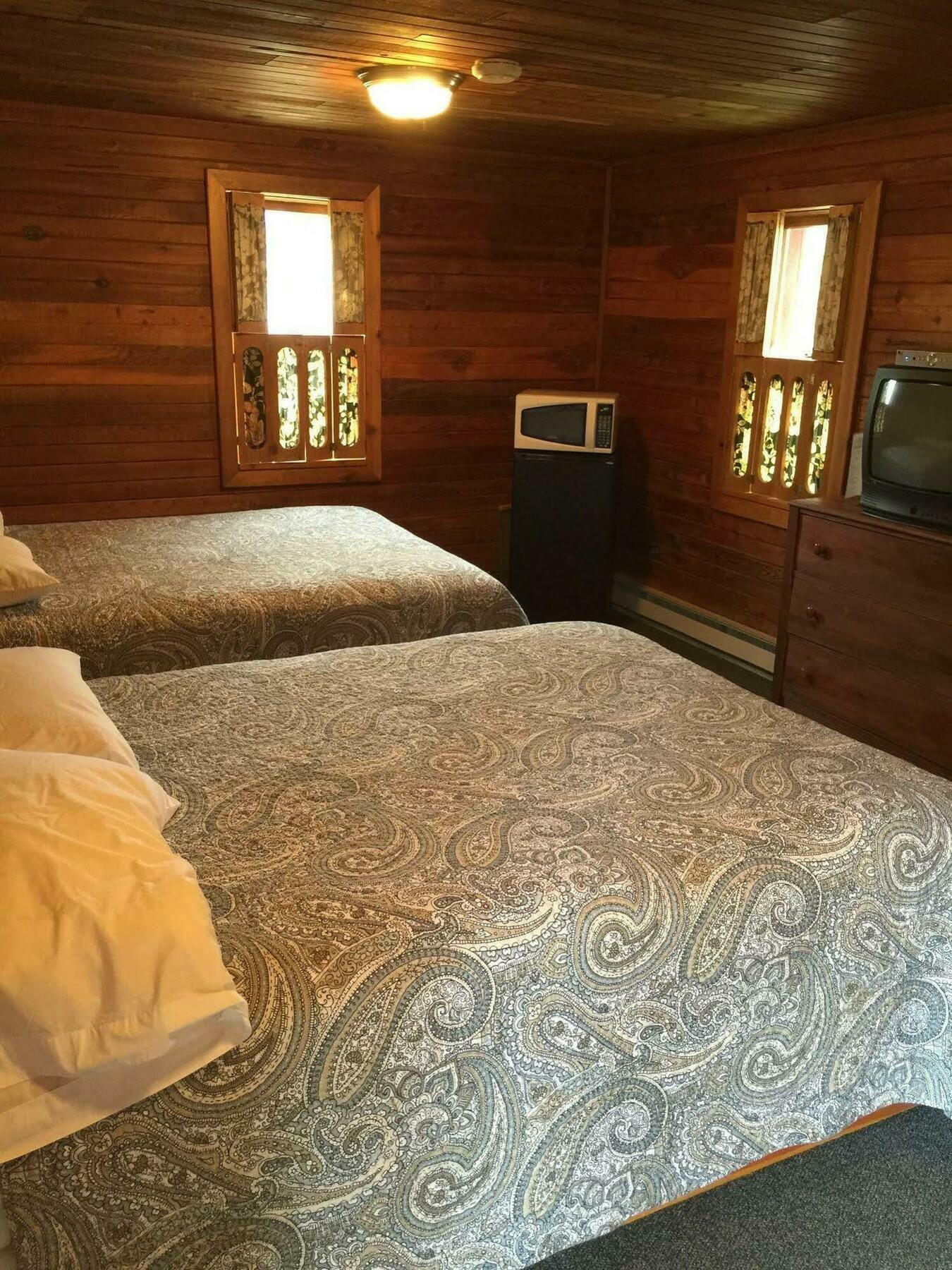 Whistling Swan Motel East Glacier Park Village Esterno foto